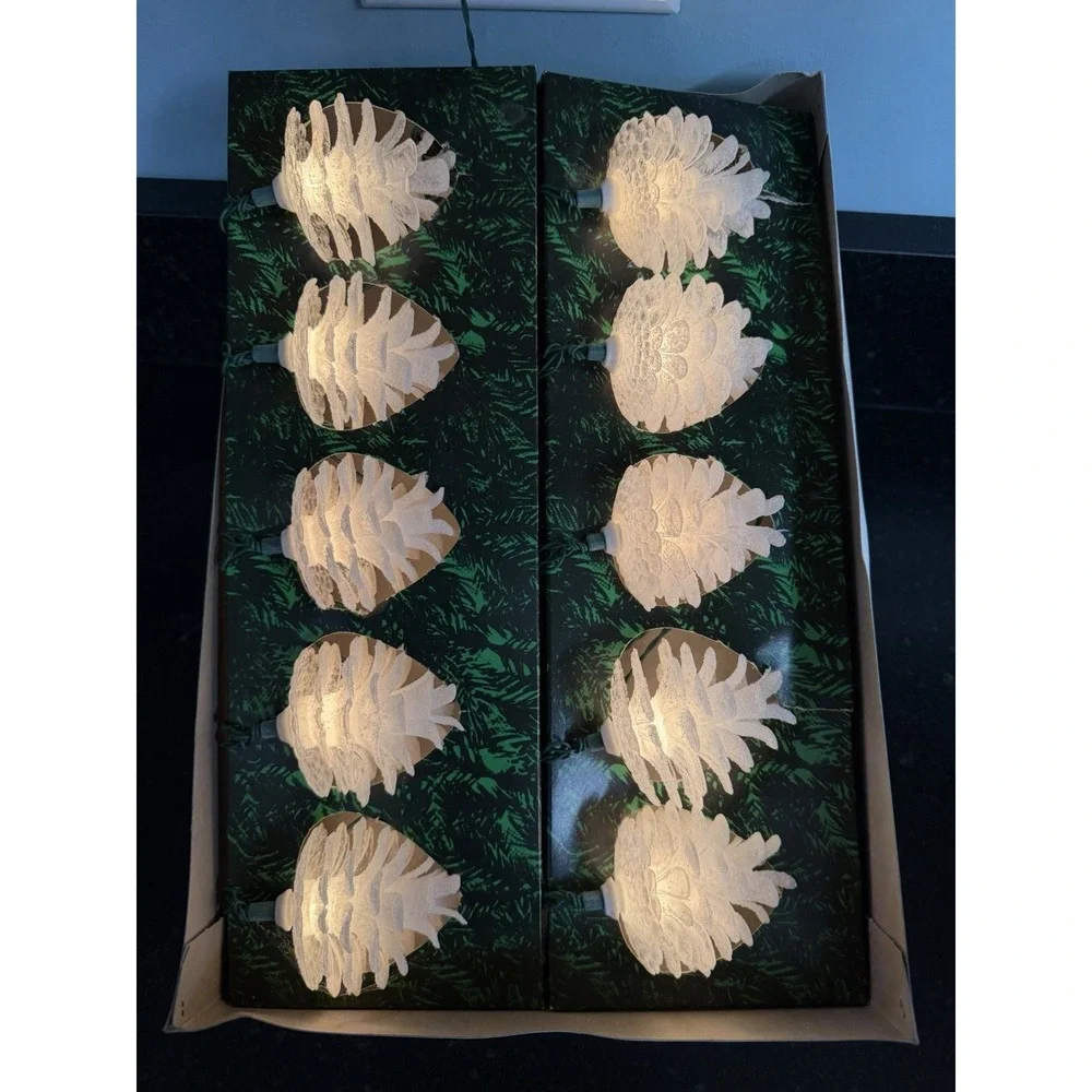 Vintage NOS Santa's World Italian Pine Cone Christmas Lights 2 Sets Tested Works